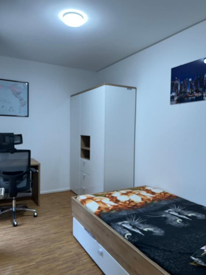 Three Bedroom Apartment In City Centre With A Grand Garden Frankfurt nad Mohanem Exteriér fotografie